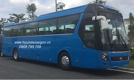 Xe 47 chổ Hyundai thành công lắp ráp